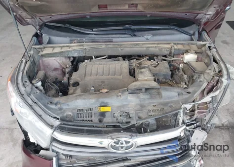 2015 Toyota Highlander Le Plus V6 from USA, damaged, VIN 5TDBKRFH4FS218260